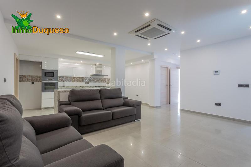 Foto ff490464-2677-45ed-8338-0e5597ade152. Chalet en calle calle mercurio 11 chalet de diseño en urb. los cortijos en Atarfe