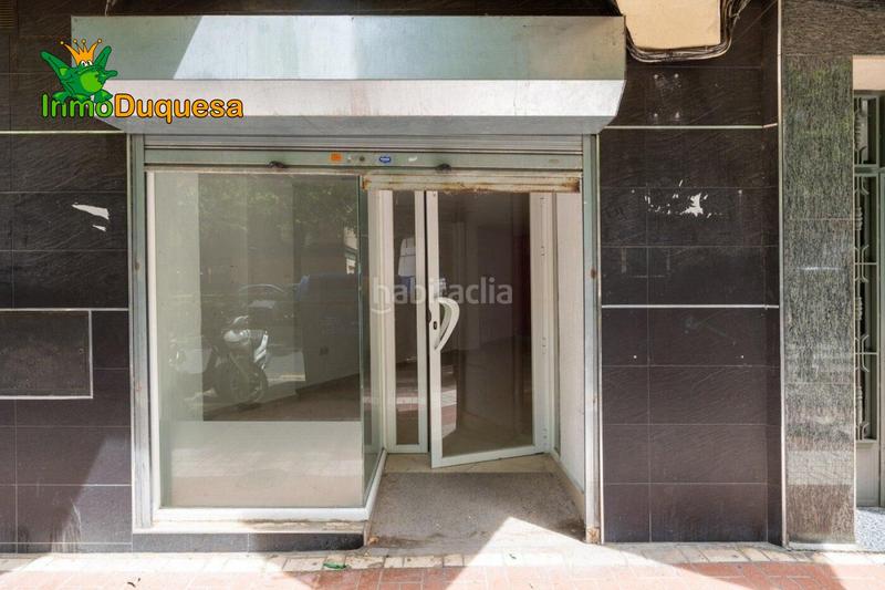 Foto 8dde611c-0350-4a09-8261-5b1bdf2bd814. Local commercial dans avenida don bosco 15 dans Barrio de Zaidín Granada