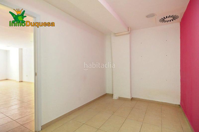 Foto 99da3c13-9053-4572-8fef-d1debd6c4af3. Local commercial dans avenida don bosco 15 dans Barrio de Zaidín Granada