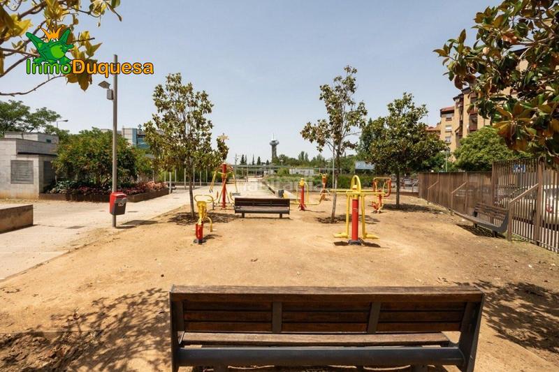 Foto fd379db3-29b5-4d95-8d7f-7962da9ffecc. Local commercial dans avenida don bosco 15 dans Barrio de Zaidín Granada