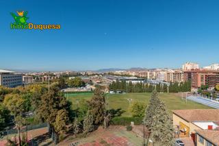 Appartement à Calle santa barbara 18. Pisazo junto a fuente nueva