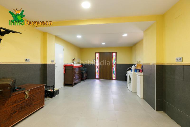 Foto 0d614f79-0b0e-4e2f-9a9f-79505bdcfb08. Chalet en calle sierra nevada 24 casa en huetor vega con casi 300m en Huétor Vega