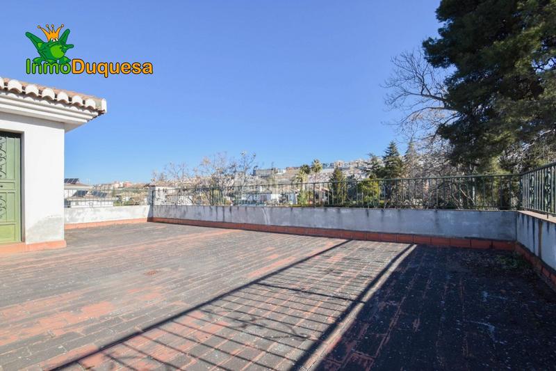 Foto 4d3419e4-8b80-4398-8894-b54d3130b3ae. Chalet with parking in Camino de los Neveros - Serrallo Granada