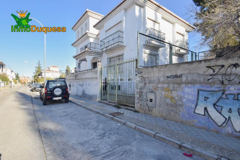 Foto 84268fa8-a436-4954-9014-593a62a4f8b0. Chalet with parking in Camino de los Neveros - Serrallo Granada