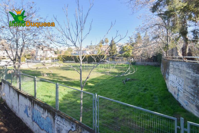 Foto baffbfb1-cae3-40a7-9ff3-fe21d4af8312. Chalet with parking in Camino de los Neveros - Serrallo Granada