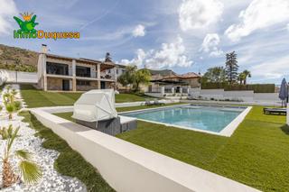 Xalet a Padul. Chalet independiente de estilo moderno con parcela de 1.400 m