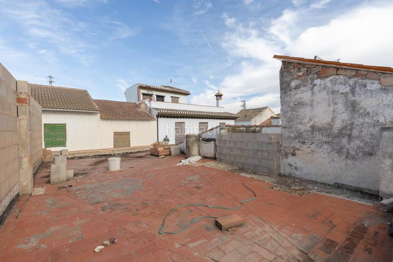 Foto 0a32da3d-1c38-495e-99fe-6cc1d4f5b707. Masía casa en esquina para reformar en Chauchina