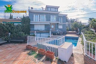 Xalet  Calle calle del betis. Lujoso chalet en monachil
