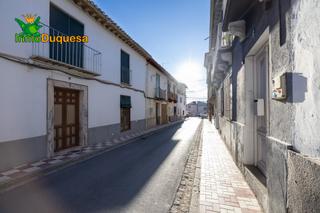Casa adossada a San sebastian 5. En el centro de albolote casa reformada....