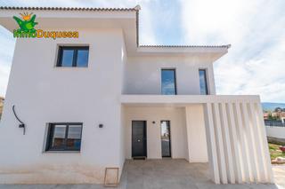 Chalet en Otura. Chalet independiente de obra nueva a estrenar
