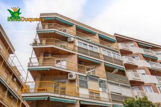 Pis  Calle solarillo de gracia. Precioso piso de 173 m2 con de 5 habitaciones, 2 salones, terraz