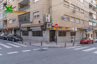 Local commercial  Calle isaac albeniz. Local comercial en granada