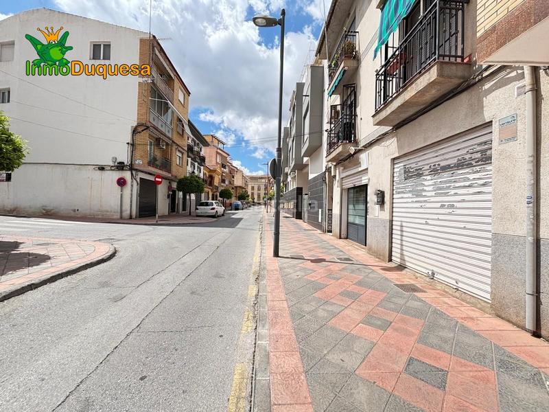 Foto 49508a1d-6791-49bf-ad56-e7db899be6a0. Local comercial a San Antón Armilla