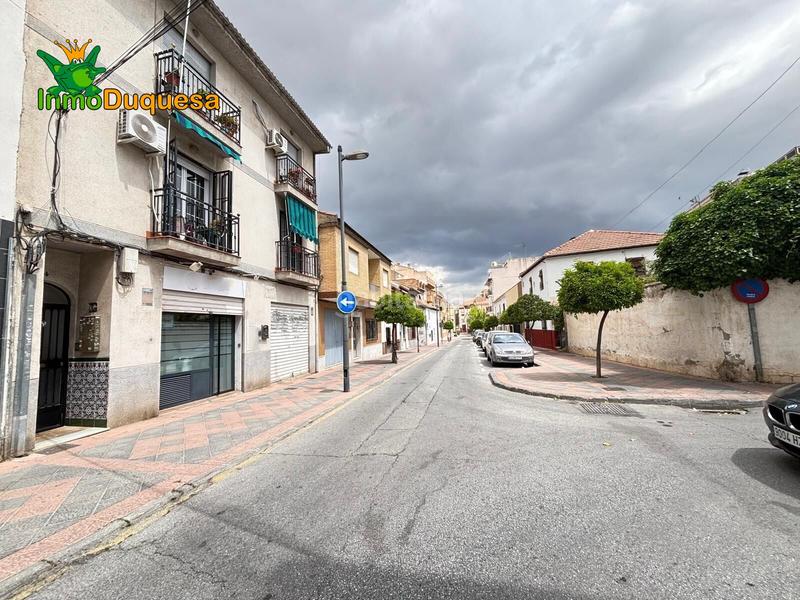 Foto 6dbdd655-f374-4f51-93ea-9502a6f126b2. Local comercial a San Antón Armilla