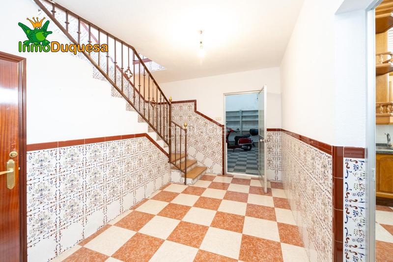 Foto 18a4e7cf-9ff5-433c-81ec-5a9aed58e162. Casa a schiera in carretera semilleros 22 in Rosaleda - Juventud Granada