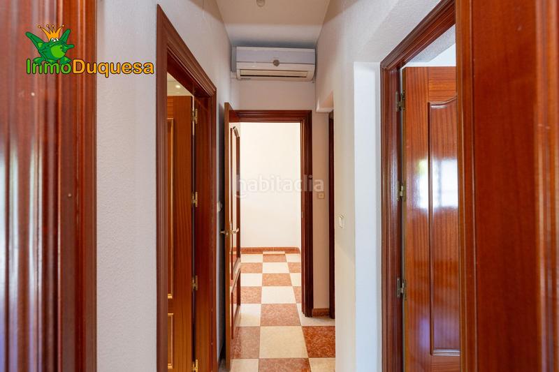 Foto 520e0ed3-a4ed-49de-98bc-af56a9ad13f0. Casa a schiera in carretera semilleros 22 in Rosaleda - Juventud Granada