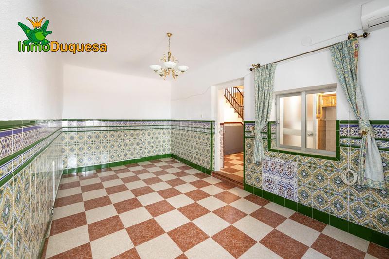 Foto 669c7098-36bf-4548-b05b-5815f2147df5. Casa a schiera in carretera semilleros 22 in Rosaleda - Juventud Granada