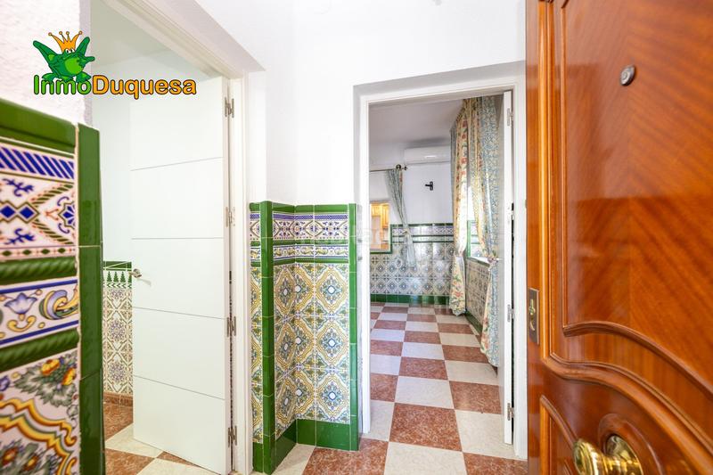 Foto 8d69432b-b76b-470c-b4cb-21d0148a1df5. Casa a schiera in carretera semilleros 22 in Rosaleda - Juventud Granada