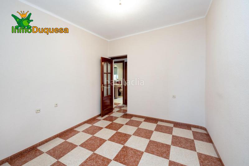 Foto a068e908-be50-4828-a6f0-fc784c0b672d. Casa a schiera in carretera semilleros 22 in Rosaleda - Juventud Granada