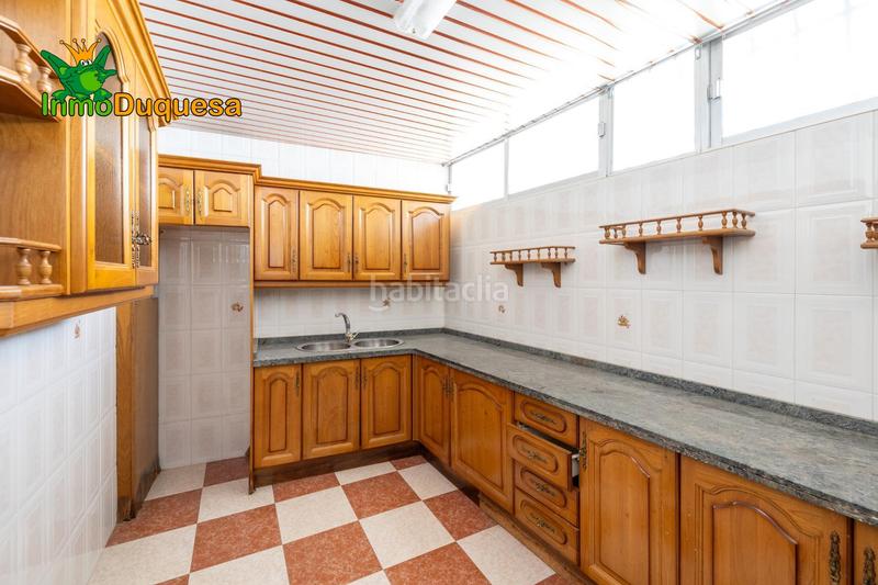 Foto a910146e-045b-409a-afd6-9cfe196aca3e. Casa a schiera in carretera semilleros 22 in Rosaleda - Juventud Granada