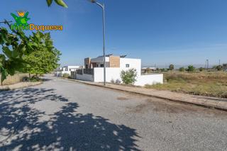 Terreny residencial a Gójar. Solar urbano de 300 m.