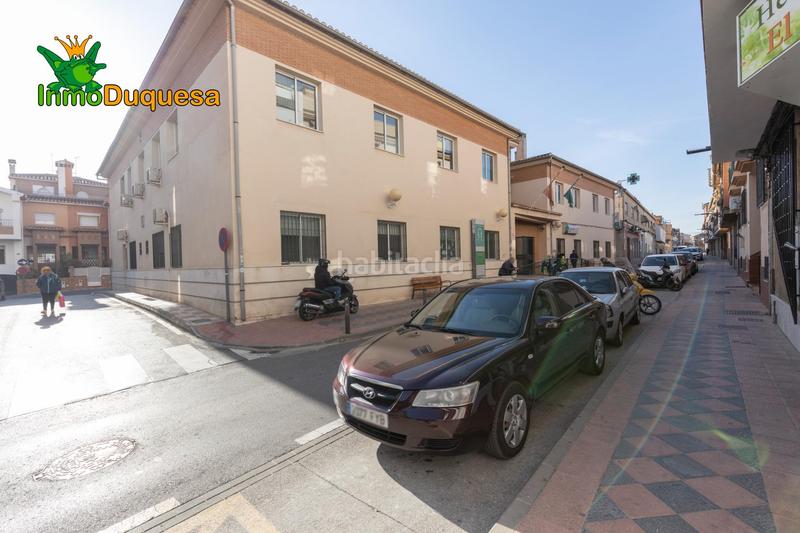 Foto a7e844d2-780d-4c3f-91f1-0114c26e2c50. Local comercial  junto centro de salud en Armilla