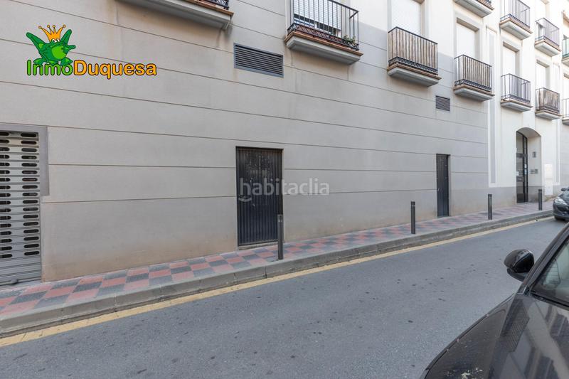 Foto fbdeb48b-fa2b-4e41-af22-70df804e0030. Local comercial  junto centro de salud en Armilla