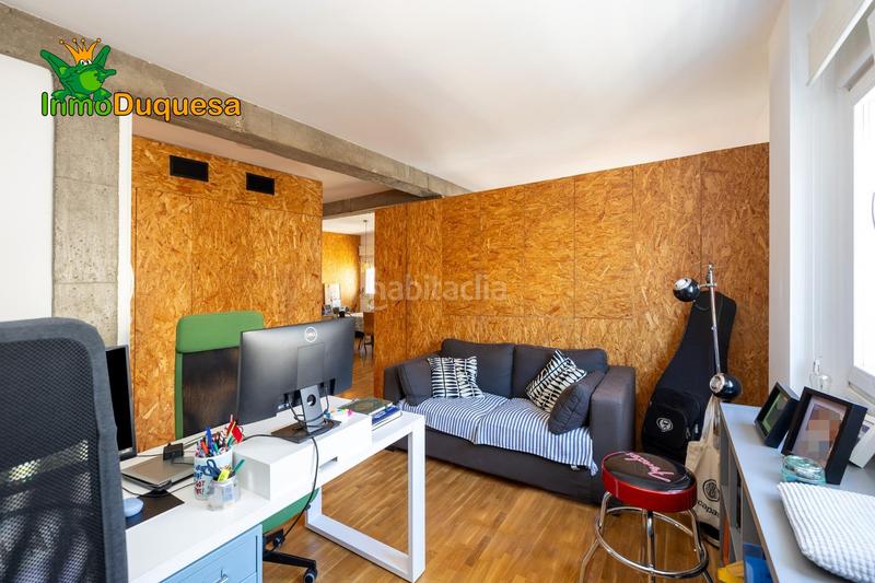 Foto dea5369f-2727-440d-a05b-10418efe0e92. Ático  reformado en última planta junto calle alhamar. posibilidad de volver a 3 dorm. en Granada