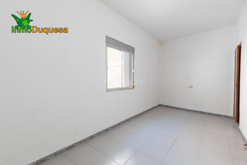 Foto 06db336c-e904-4e0e-b8ad-d9954960224a. Casa amb aparcament a Ayuntamiento Alhendín