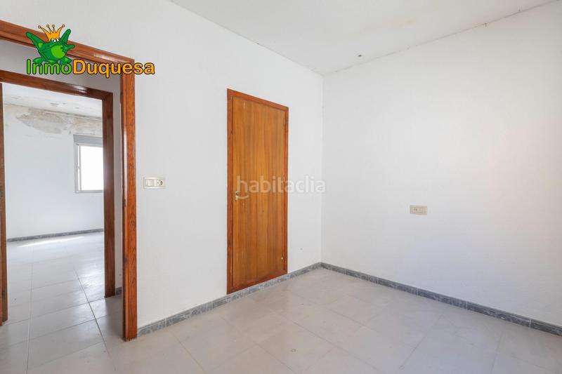 Foto 1bc4d91c-fe6f-4577-8ee5-5f4268a96a3f. Casa amb aparcament a Ayuntamiento Alhendín