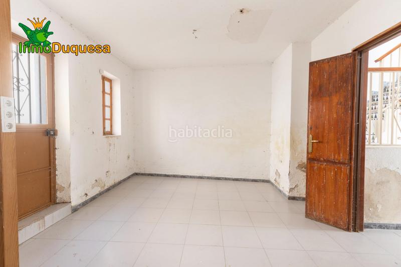 Foto d4f5dc06-6fd3-4f7b-848e-e7c4680a355f. Casa amb aparcament a Ayuntamiento Alhendín