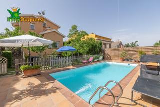 Chalet  Calle cerrillo redondo. Precioso chalet independiente con piscina en cumbres verdes