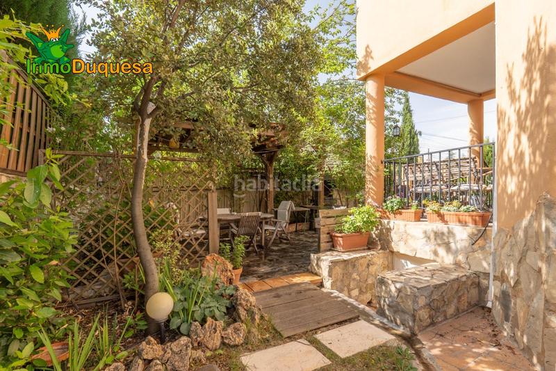 Foto 32f5d5fb-de65-405e-b3a9-5b2495c198a1. Xalet amb calefacció aparcament piscina a Cumbres Verdes Zubia (La)