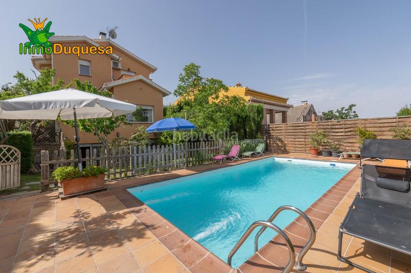 Foto b7d729de-b53b-437b-a528-97c56ae6d2e7. Xalet amb calefacció aparcament piscina a Cumbres Verdes Zubia (La)