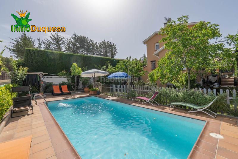 Foto edd3cf81-bcbd-4c4f-9a7e-71bd295c799b. Xalet amb calefacció aparcament piscina a Cumbres Verdes Zubia (La)