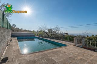 Finca rústica a Calle de cascajales 31. Terreno con vivienda y piscina
