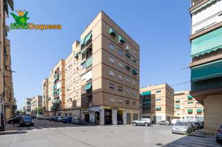 Pis a Barrio de Zaidín. Vivienda totalmente exterior con 4 dormitorios