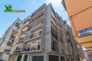 Pis a Barrio de Zaidín. Piso para reformar junto la  avenida de america.
