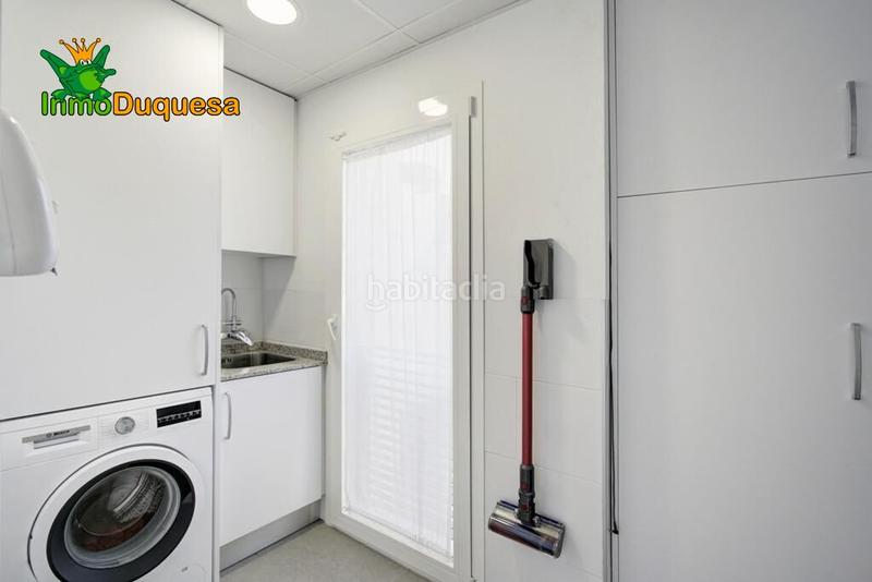 Foto 54dab41a-ea96-4255-ae30-8f2c62f01c7d. Semi detached house with parking pool in Rosaleda - Juventud Granada