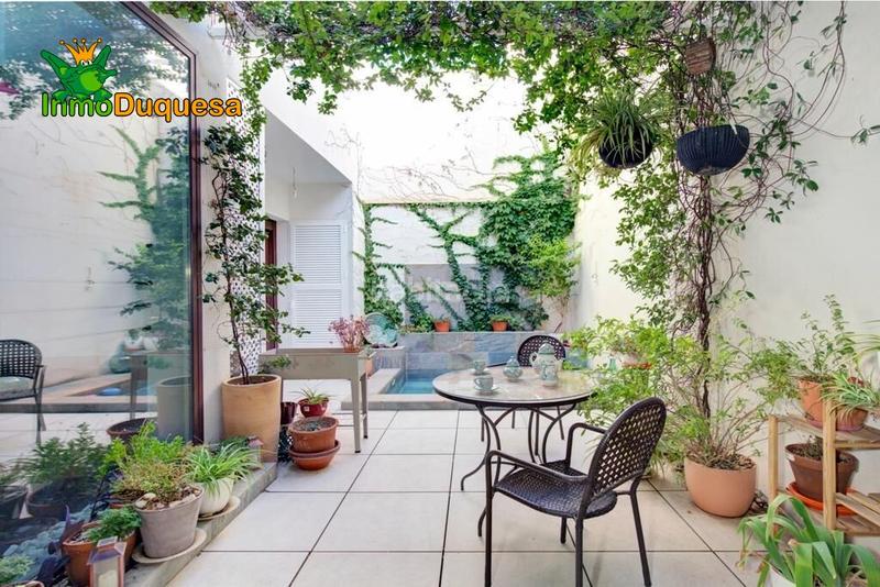 Foto 8adedc43-182a-4b1b-9c74-f11496ee69f7. Semi detached house with parking pool in Rosaleda - Juventud Granada