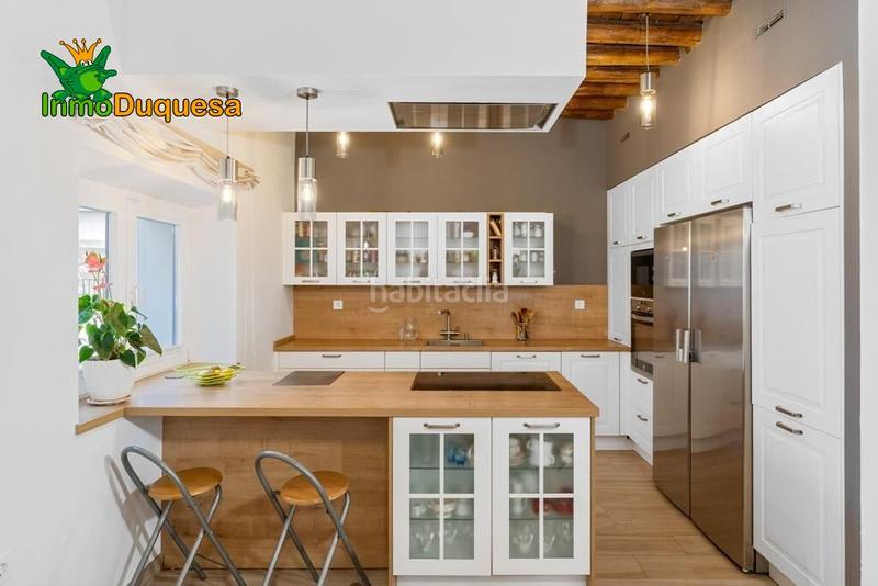 Foto a924df1d-8dcc-456b-8e05-0c1259d0014b. Semi detached house with parking pool in Rosaleda - Juventud Granada