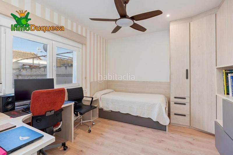 Foto ae8ec075-12ff-472e-b272-c2c500c9d782. Semi detached house with parking pool in Rosaleda - Juventud Granada