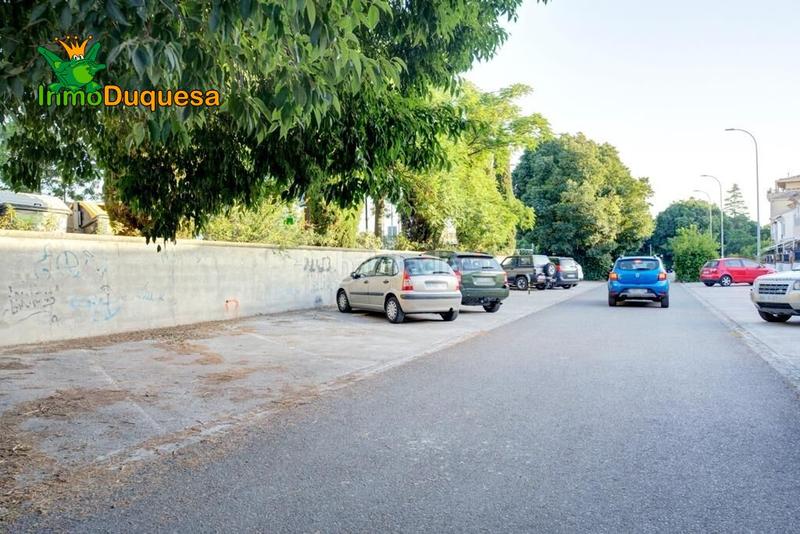 Foto dba6e356-67f8-4f3e-bc4e-c0e5beaca96c. Semi detached house with parking pool in Rosaleda - Juventud Granada