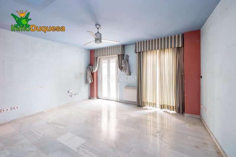 Foto 9bac997e-4b2d-4955-9933-8a7e85bb9b4c. Casa adosada casa en pleno centro capital. con aparcamiento y patio. en Granada