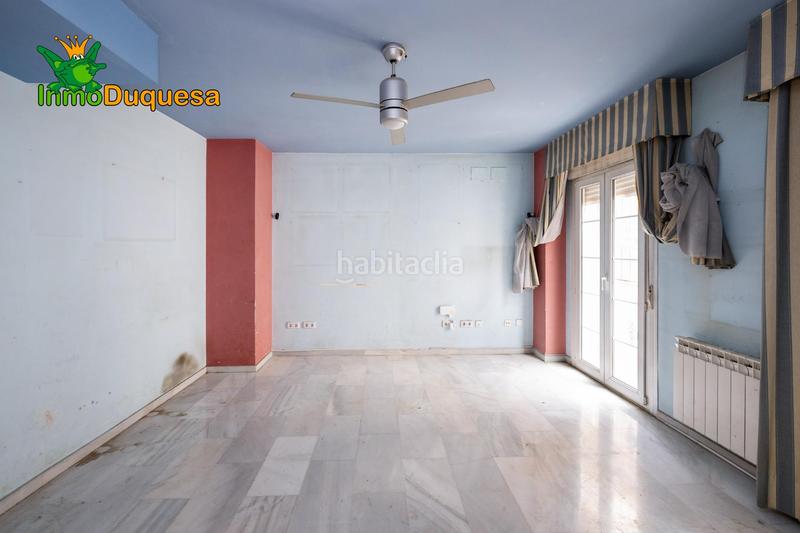 Foto c778cfc8-de49-4ba9-bd6b-9b2b65727c71. Casa adosada casa en pleno centro capital. con aparcamiento y patio. en Granada