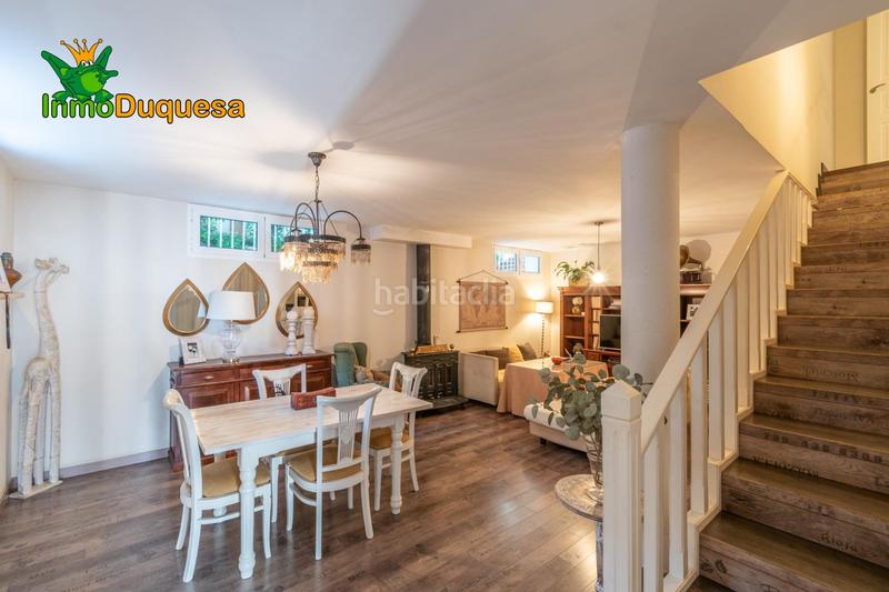 Foto ea82d886-1d06-48a2-8a32-001cdf4b6049. Chalet  casi a estrenar. te encantará. en Barrio de la Vega Monachil