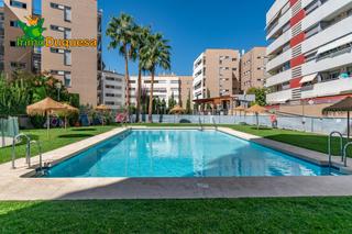 Appartement à Cerrillo de Maracena - Periodistas. Piso de 2 dorm. con terraza, piscina, garaje y trastero.