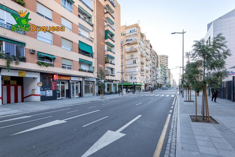 Foto 0265f02b-a288-4ad9-a729-ee4ba3c49642. Location local commercial dans Camino de Ronda Granada
