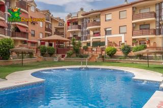 Appartement à Ayuntamiento. Piso de 3 dormitorios con piscina junto al ayuntamiento.