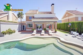 Chalet à Villa de Otura. Chalet en 1 linea del campo de golf.